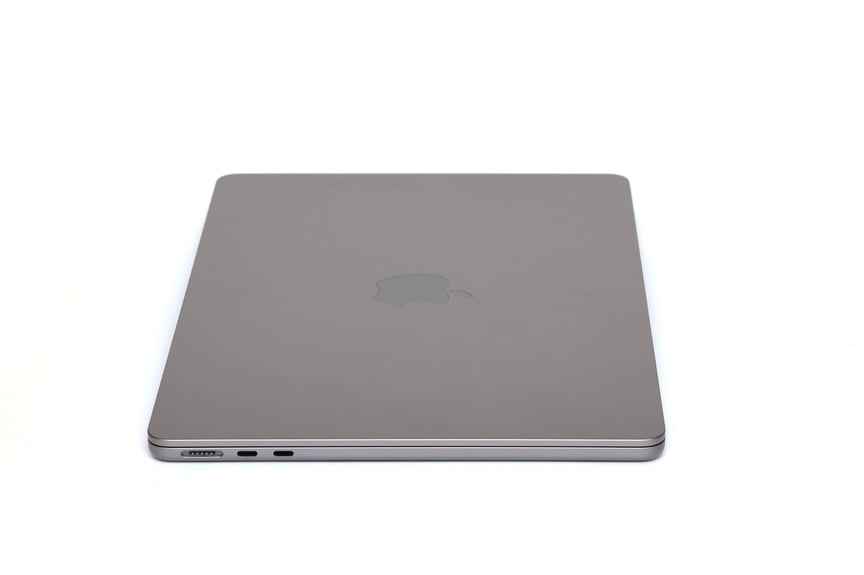 Apple MacBook Pro (2017) | 13,3" | i7-6567U | 16 GB RAM | 256 GB SSD