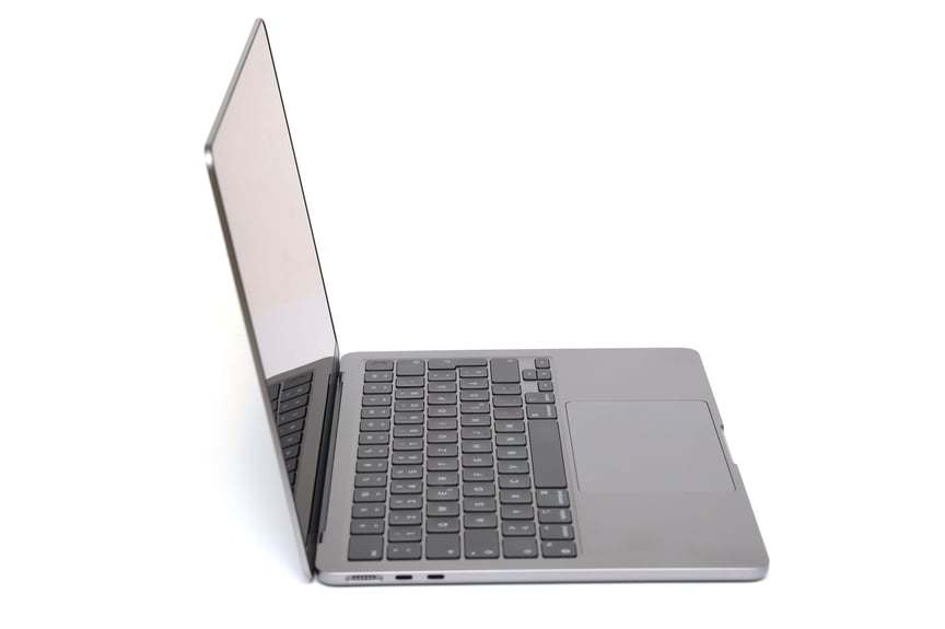 Apple MacBook Pro (2017) | 13,3" | i5-6267U | 8 GB RAM | 256 GB SSD