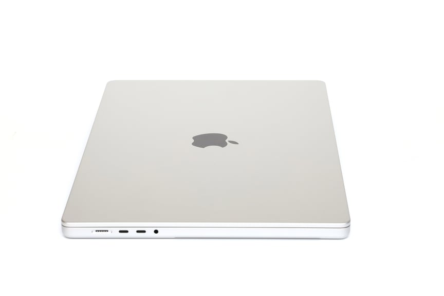 Apple MacBook Pro (2023) | 16" | M2 Pro | 16GB RAM | 512GB SSD | Silber