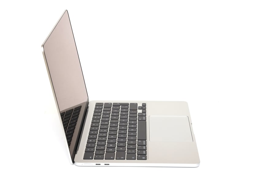 Apple MacBook Air (2022) | 13,6" | M2 | 16GB RAM 1000GB SSD | Silber