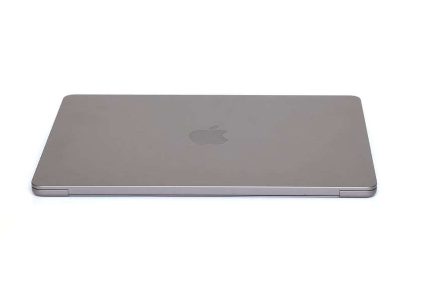 Apple MacBook Pro (2017) | 13,3" | i5-6267U | 8 GB RAM | 256 GB SSD