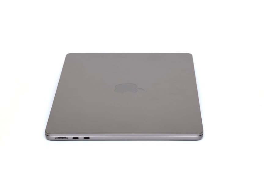 Apple MacBook Pro (2017) | 13,3" | i5-6267U | 8 GB RAM | 256 GB SSD